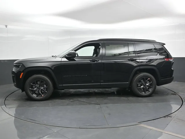 Nuevos JEEP GRAND CHEROKEE L à Estados chez autogozo