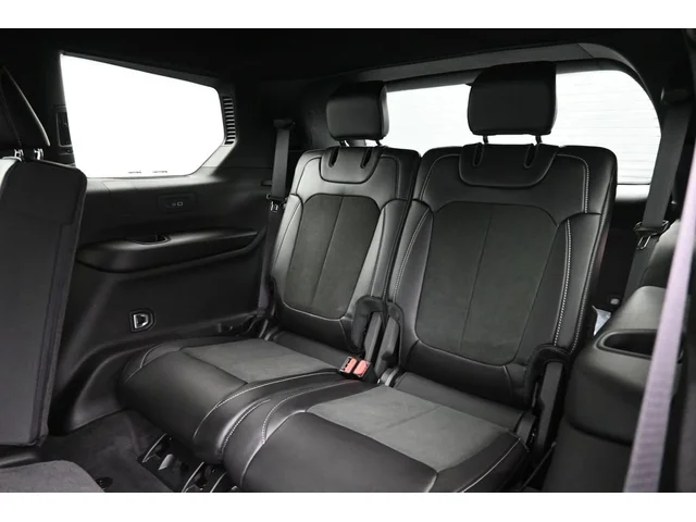 Nuevos JEEP GRAND CHEROKEE L à Estados chez autogozo