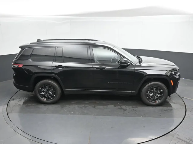 Nuevos JEEP GRAND CHEROKEE L à Estados chez autogozo
