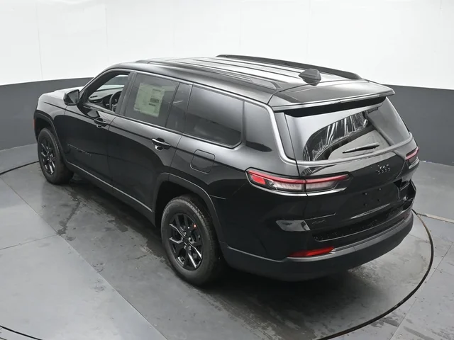 Nuevos JEEP GRAND CHEROKEE L à Estados chez autogozo