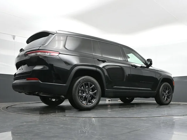 Nuevos JEEP GRAND CHEROKEE L à Estados chez autogozo