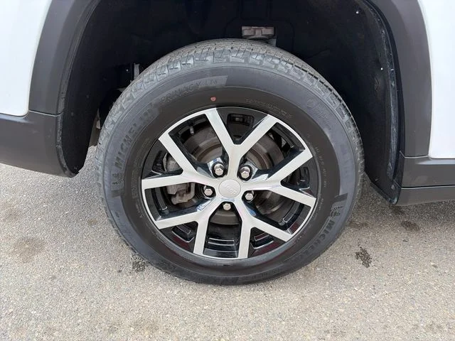 SEMINUEVOS JEEP Grand Cherokee L a Estados en autogozo