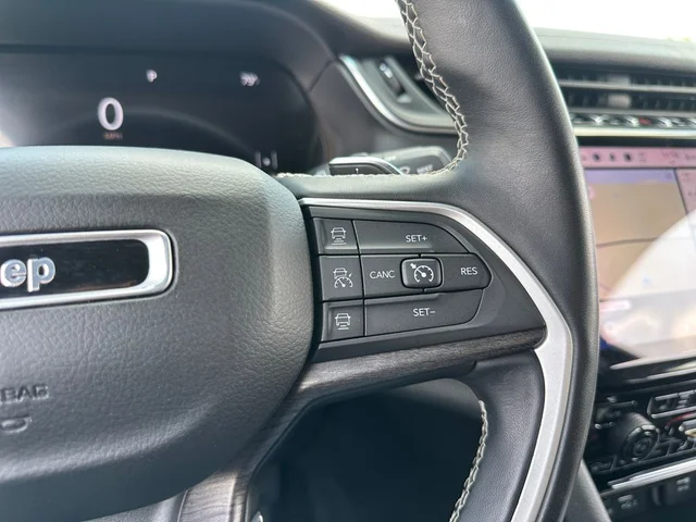 SEMINUEVOS JEEP Grand Cherokee L a Estados en autogozo