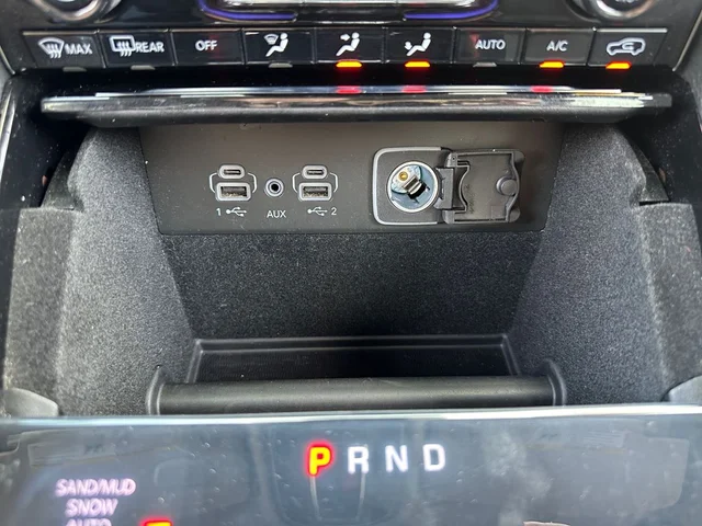 SEMINUEVOS JEEP Grand Cherokee L a Estados en autogozo