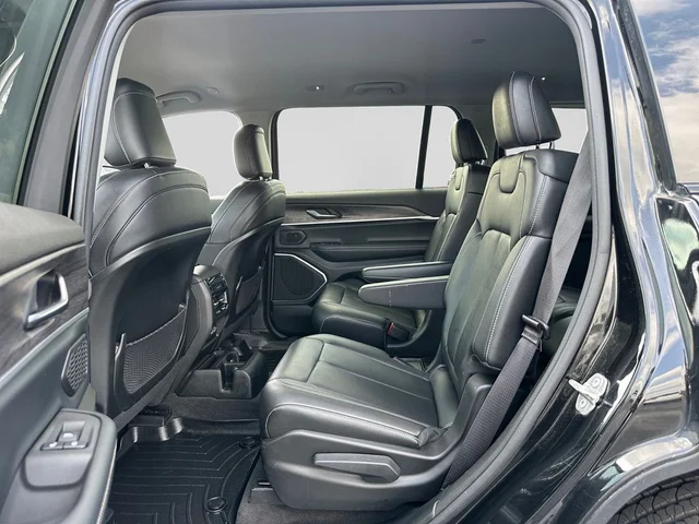 SEMINUEVOS JEEP Grand Cherokee L a Estados en autogozo
