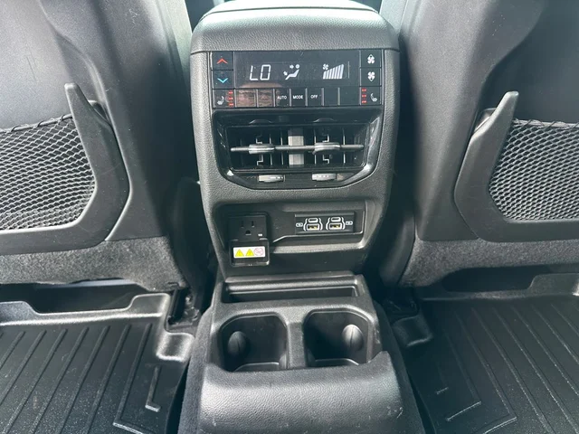 SEMINUEVOS JEEP Grand Cherokee L a Estados en autogozo