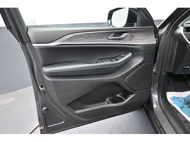 SEMINUEVOS JEEP Grand Cherokee L a Estados en autogozo