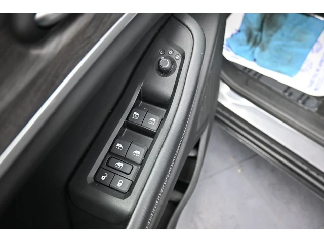 SEMINUEVOS JEEP Grand Cherokee L a Estados en autogozo