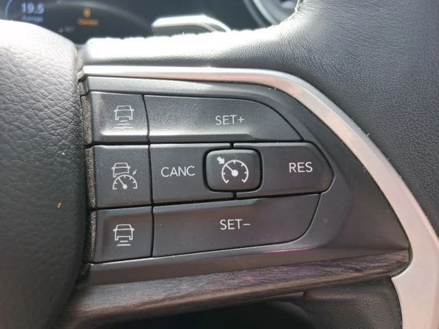 SEMINUEVOS JEEP Grand Cherokee L a Estados en autogozo