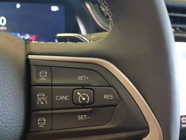 SEMINUEVOS JEEP Grand Cherokee L a Estados en autogozo