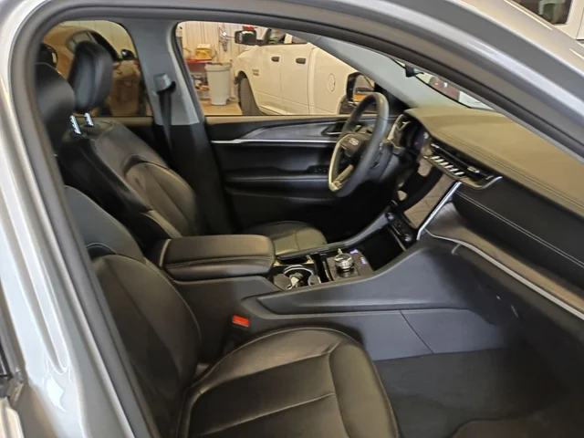 SEMINUEVOS JEEP Grand Cherokee L a Estados en autogozo