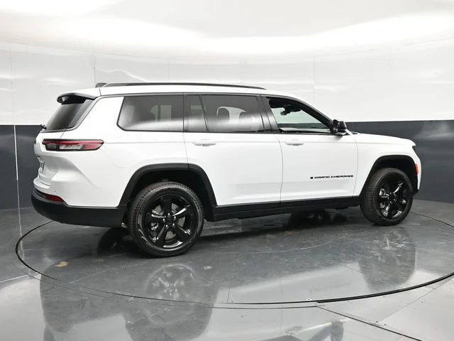 Nuevos JEEP GRAND CHEROKEE L à Estados chez autogozo
