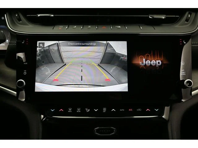 Nuevos JEEP GRAND CHEROKEE L à Estados chez autogozo