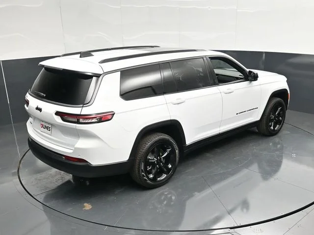 Nuevos JEEP GRAND CHEROKEE L à Estados chez autogozo