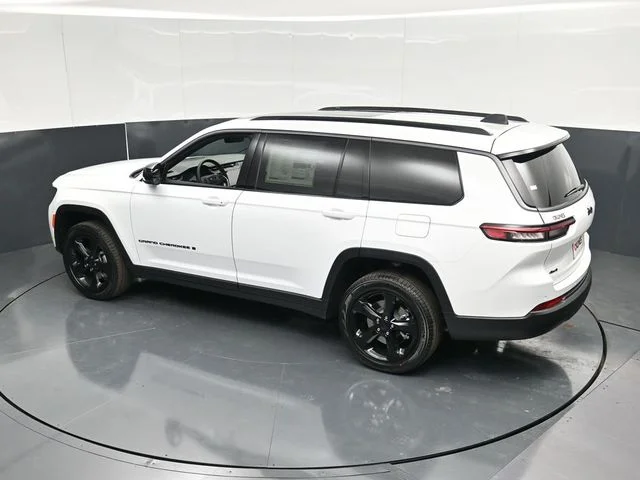Nuevos JEEP GRAND CHEROKEE L à Estados chez autogozo