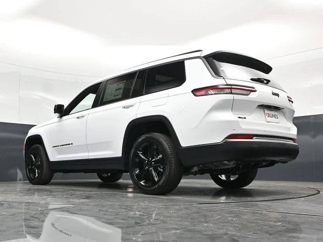 Nuevos JEEP GRAND CHEROKEE L à Estados chez autogozo
