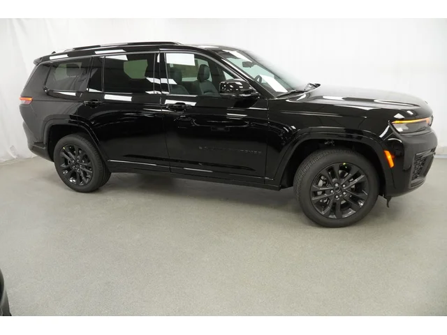 Nuevos JEEP GRAND CHEROKEE L à Estados chez autogozo