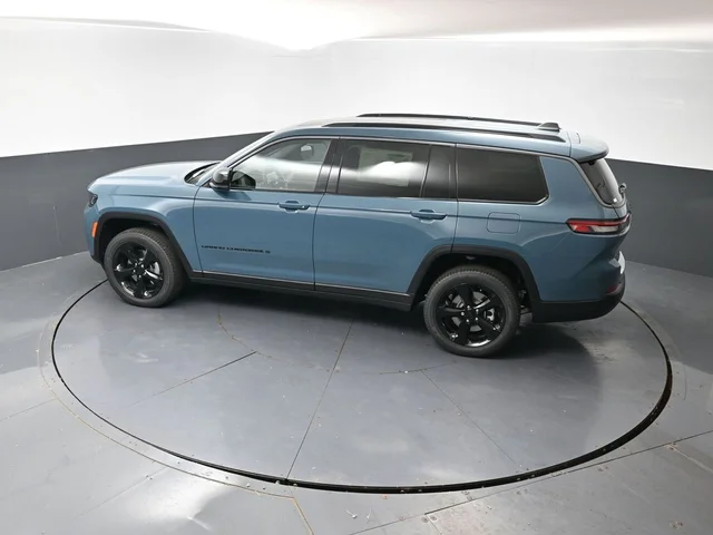 Nuevos JEEP GRAND CHEROKEE L à Estados chez autogozo