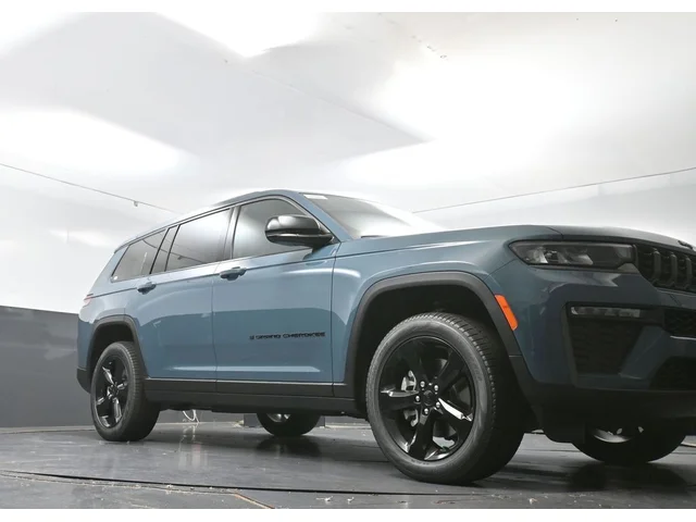 Nuevos JEEP GRAND CHEROKEE L à Estados chez autogozo