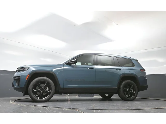 Nuevos JEEP GRAND CHEROKEE L à Estados chez autogozo