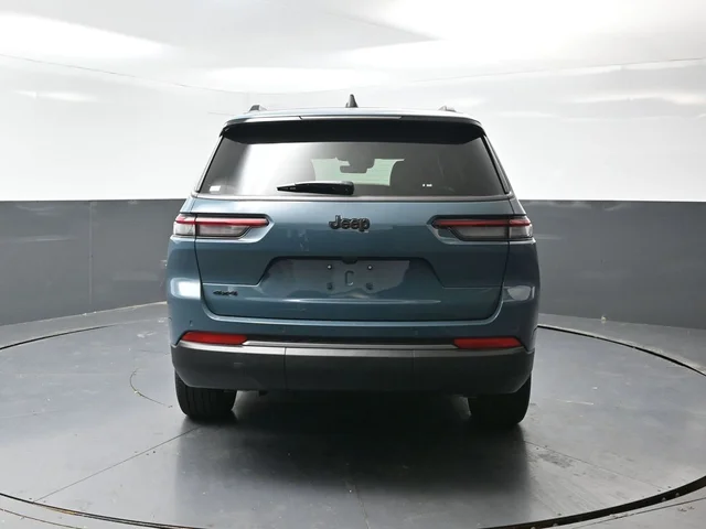 Nuevos JEEP GRAND CHEROKEE L à Estados chez autogozo
