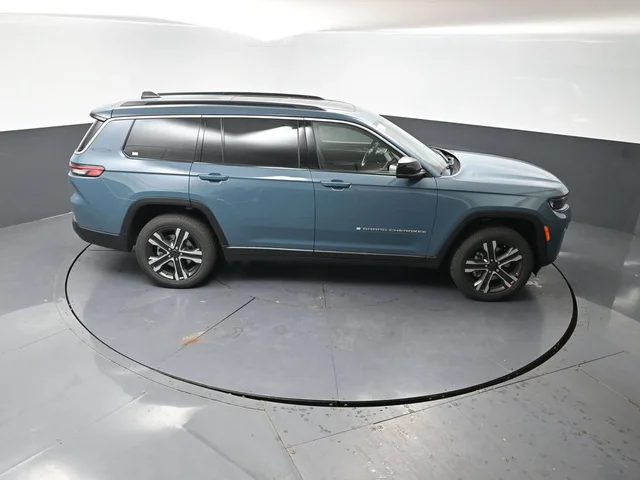 Nuevos JEEP GRAND CHEROKEE L à Estados chez autogozo