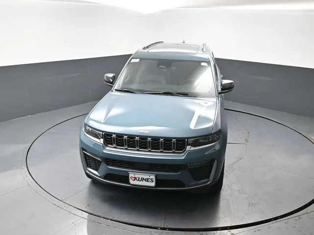 Nuevos JEEP GRAND CHEROKEE L à Estados chez autogozo