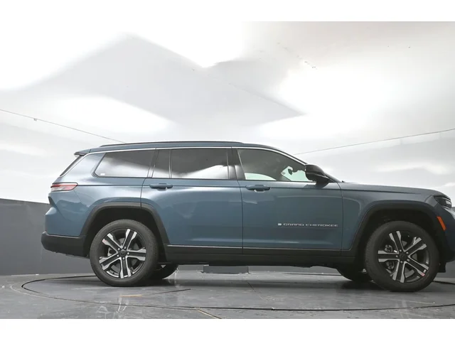 Nuevos JEEP GRAND CHEROKEE L à Estados chez autogozo