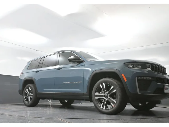 Nuevos JEEP GRAND CHEROKEE L à Estados chez autogozo