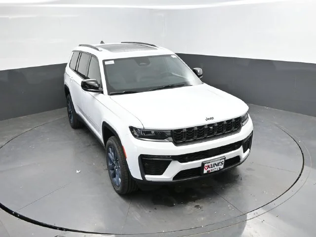 Nuevos JEEP GRAND CHEROKEE L à Estados chez autogozo