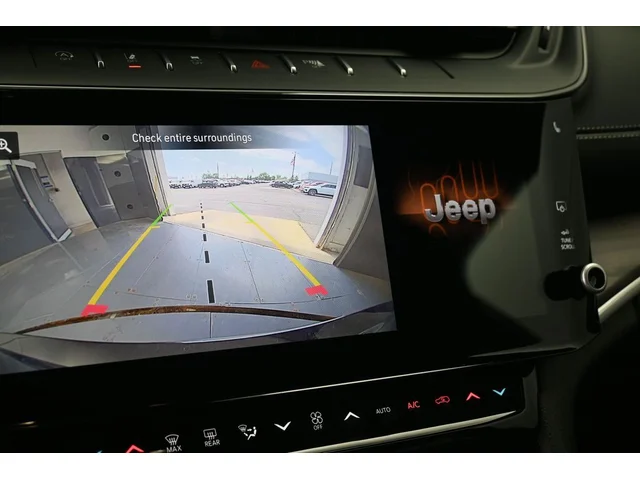 Nuevos JEEP GRAND CHEROKEE L à Estados chez autogozo