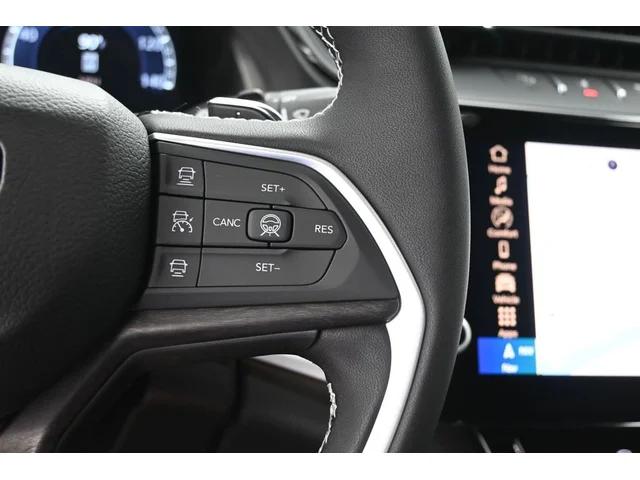 Nuevos JEEP GRAND CHEROKEE L à Estados chez autogozo
