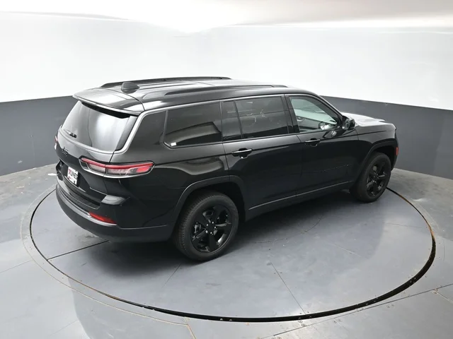 Nuevos JEEP GRAND CHEROKEE L à Estados chez autogozo