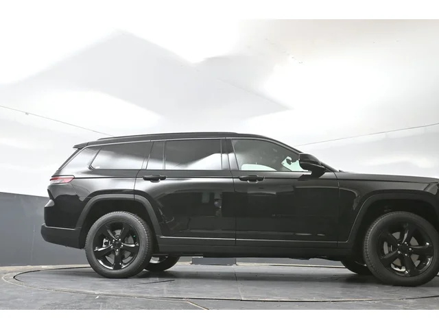 Nuevos JEEP GRAND CHEROKEE L à Estados chez autogozo