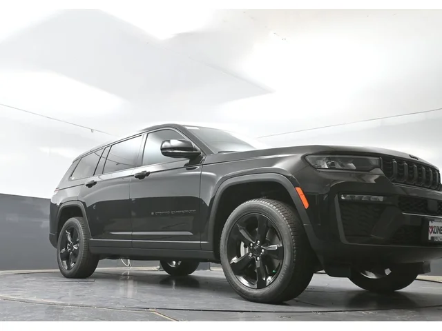 Nuevos JEEP GRAND CHEROKEE L à Estados chez autogozo