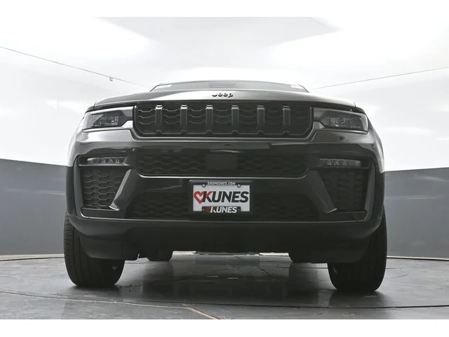 Nuevos JEEP GRAND CHEROKEE L à Estados chez autogozo