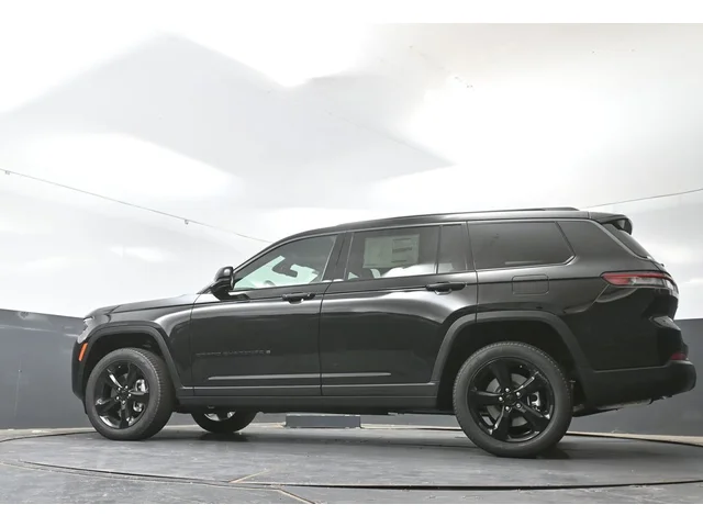 Nuevos JEEP GRAND CHEROKEE L à Estados chez autogozo