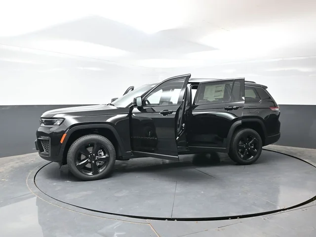 Nuevos JEEP GRAND CHEROKEE L à Estados chez autogozo