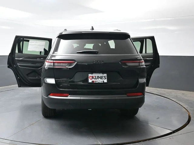 Nuevos JEEP GRAND CHEROKEE L à Estados chez autogozo