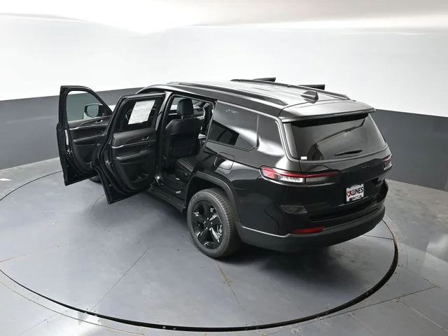 Nuevos JEEP GRAND CHEROKEE L à Estados chez autogozo