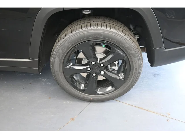Nuevos JEEP GRAND CHEROKEE L à Estados chez autogozo