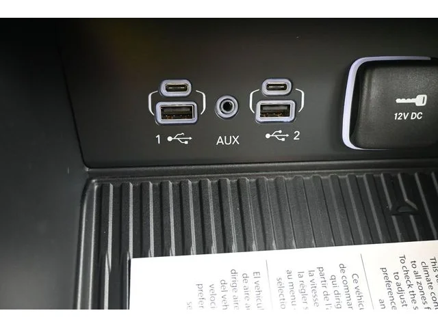 Nuevos JEEP GRAND CHEROKEE L à Estados chez autogozo