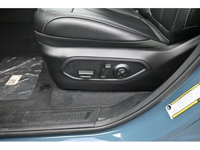 Nuevos JEEP GRAND CHEROKEE L à Estados chez autogozo