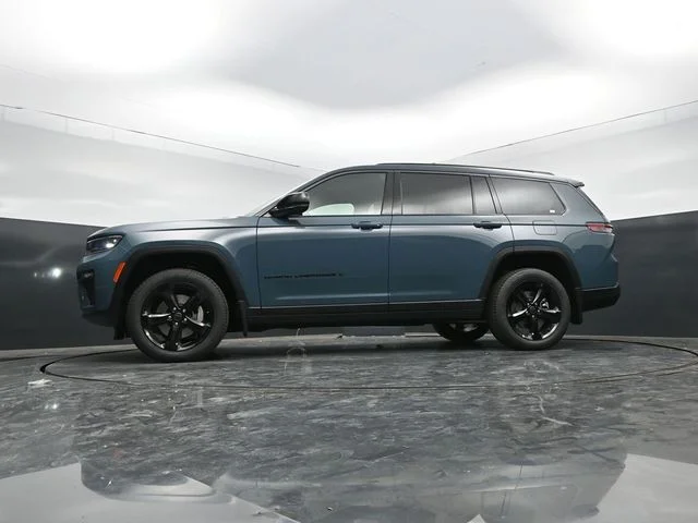 Nuevos JEEP GRAND CHEROKEE L à Estados chez autogozo