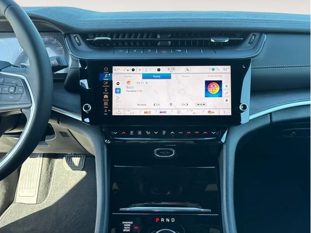 Nuevos JEEP GRAND CHEROKEE L à Estados chez autogozo
