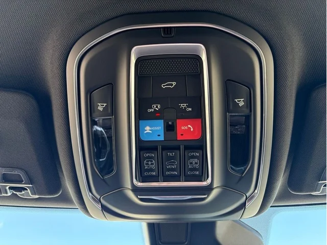 Nuevos JEEP GRAND CHEROKEE L à Estados chez autogozo