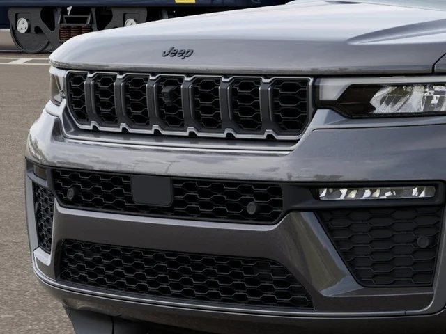 Nuevos JEEP GRAND CHEROKEE L à Estados chez autogozo