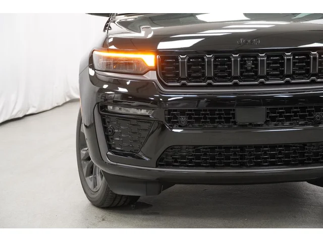Nuevos JEEP GRAND CHEROKEE L à Estados chez autogozo