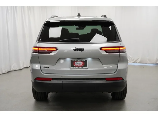 Nuevos JEEP GRAND CHEROKEE L à Estados chez autogozo