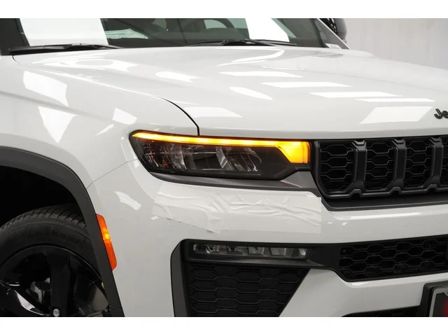Nuevos JEEP GRAND CHEROKEE L à Estados chez autogozo
